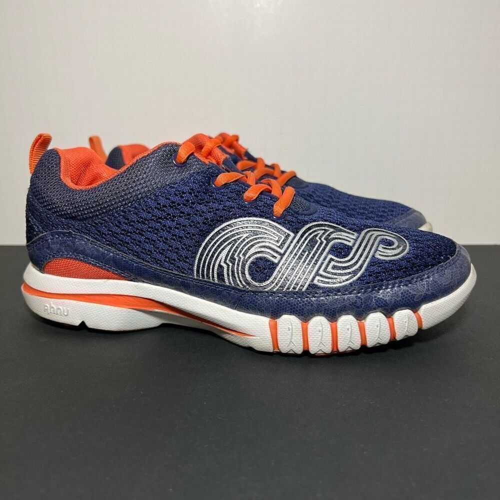 Womens AHNU Yoga Flex Dark Orchid Blue Athletic Shoes / Size 8